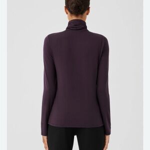Eileen Fisher Women's Purple Turtleneck Jersey Top long sleeve small